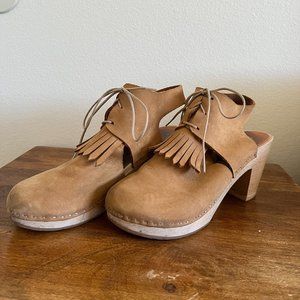 Bryr Sophie Bootie, Camel Nubuck, 38